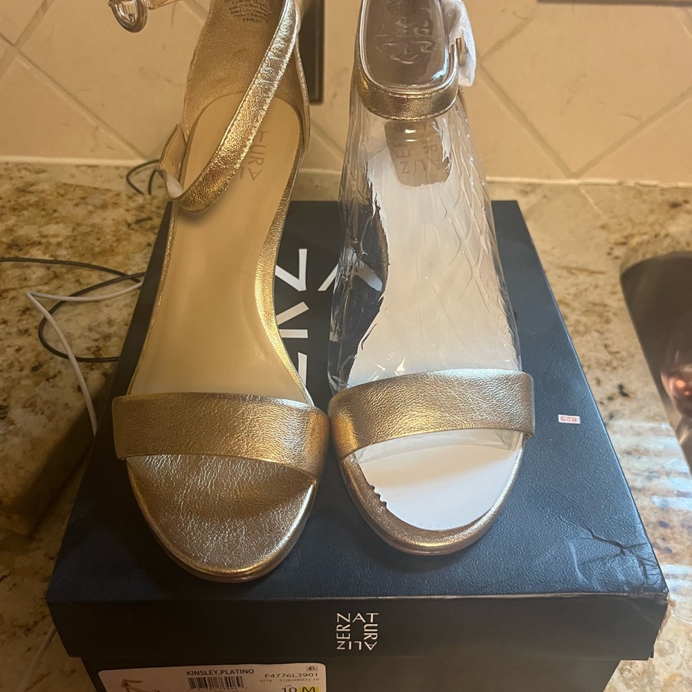 Brand New 3 1/2 in Gold Heel Sandal by Naturalizer